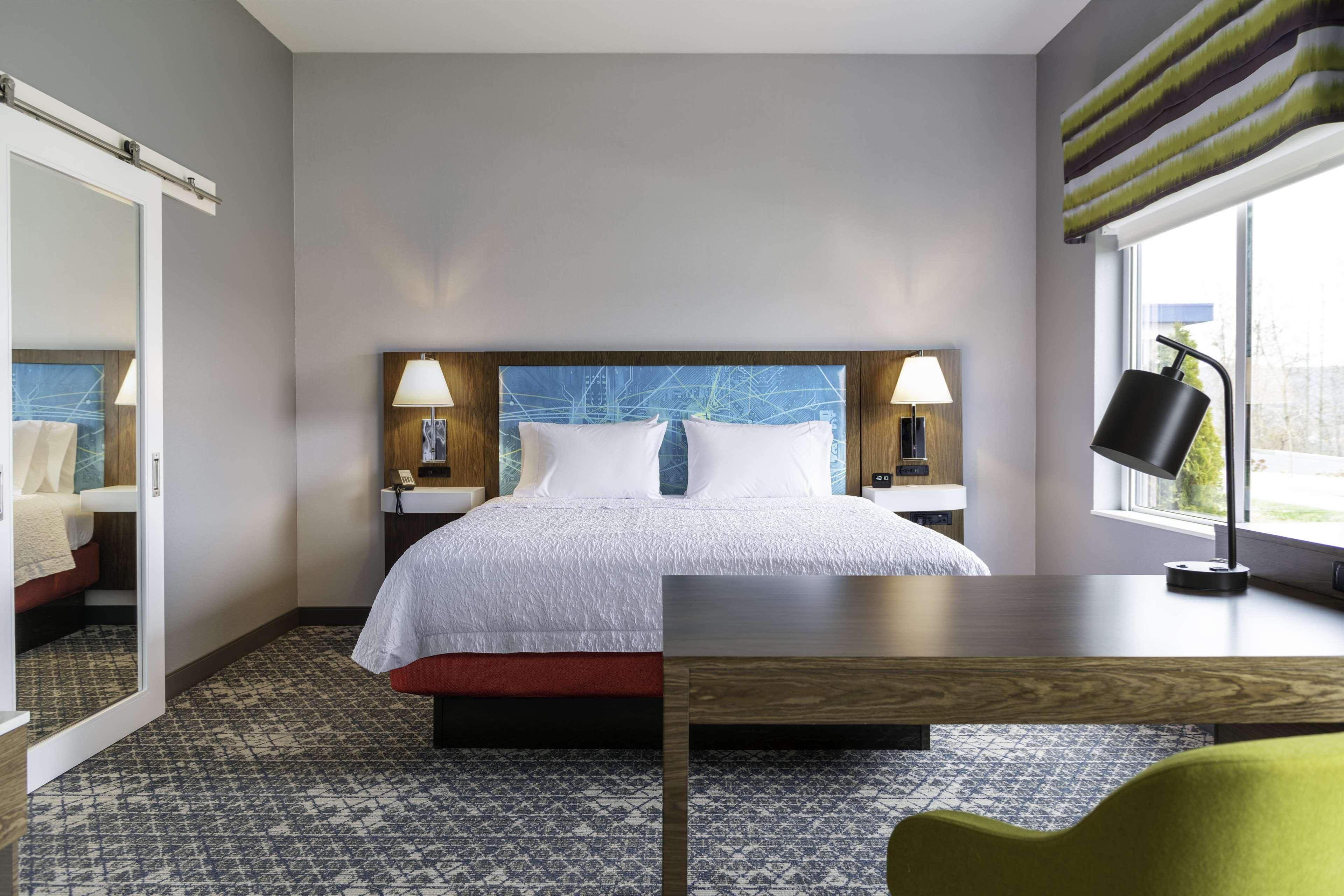 Hampton Inn & Suites Pittsburgh New Stanton Pa Extérieur photo